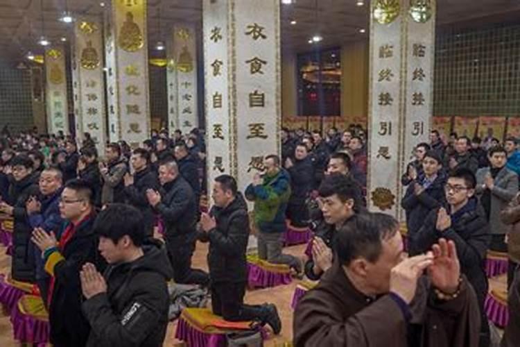 梦见发际线后退