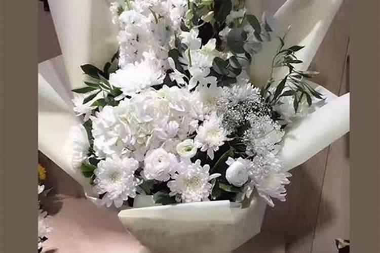 祭奠中的黄花和白花有什么区别