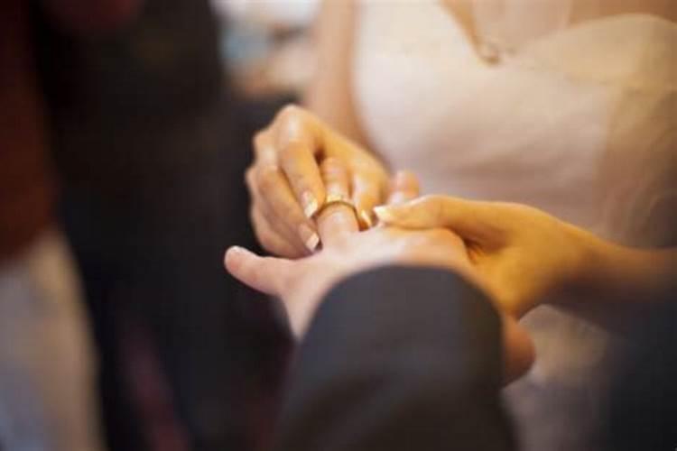 心理测试你今生婚姻坎坷,心理测试:想知道自己这辈子会有几次婚姻