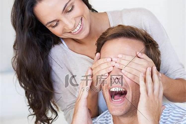 梦见和前夫一起睡的预兆