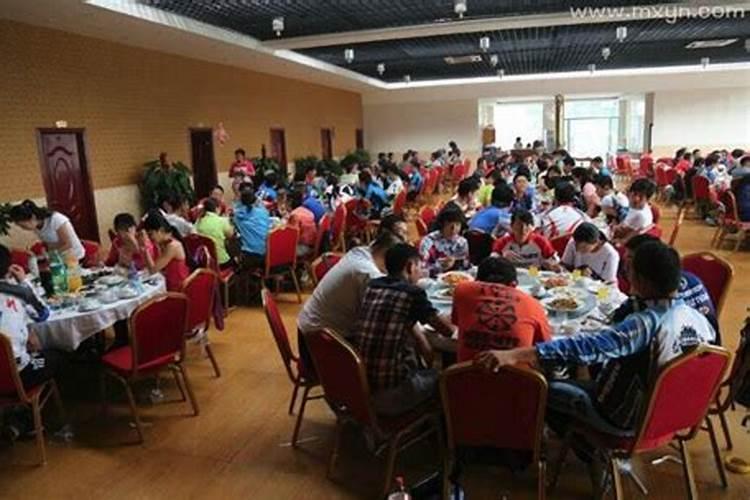 梦见学生聚会的预兆