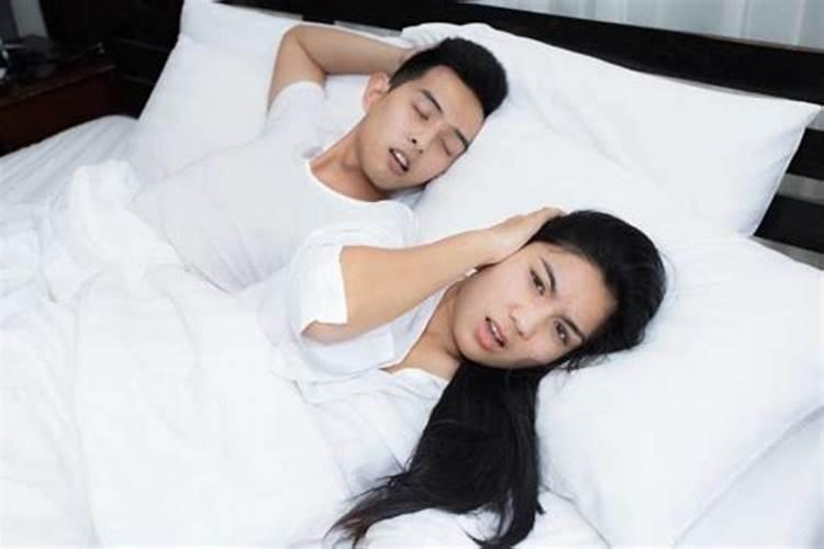 梦见女朋友出轨气醒了预示着什么