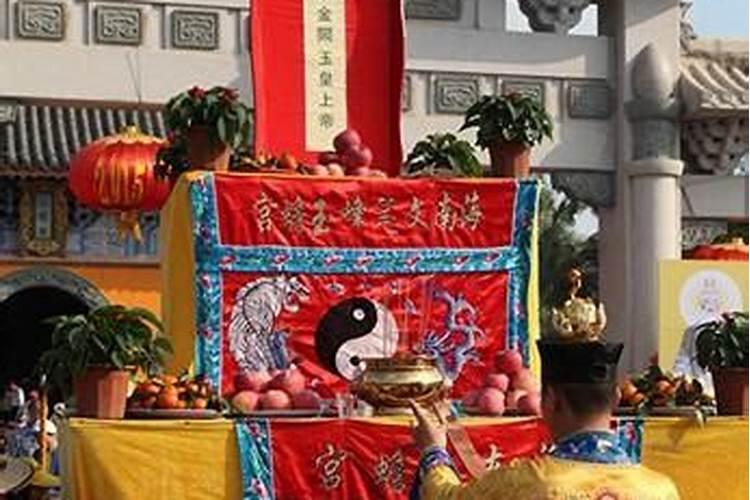 腊月二十五玉皇大帝巡视 接玉皇的传说