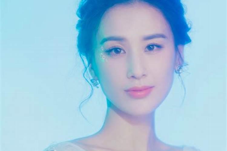女人梦见男明星是什么意思 女人梦见男明星好不好