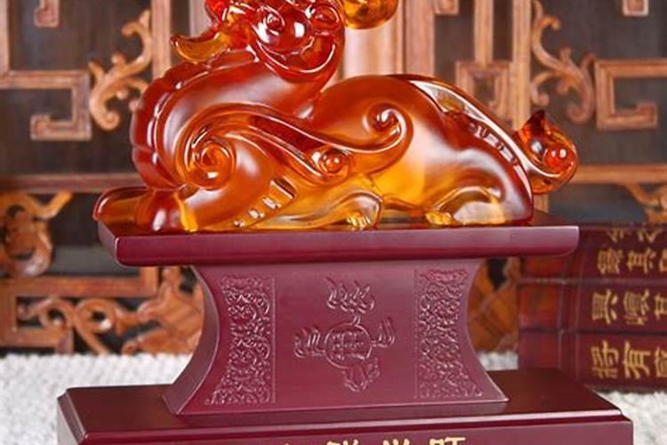 客厅鱼缸放那个位置好