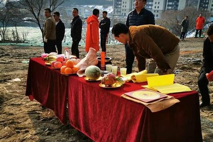 为什么古代大工程动工前要“打生桩”？