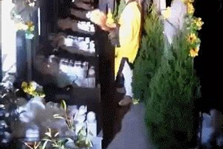 梦见碰见僵尸的预兆