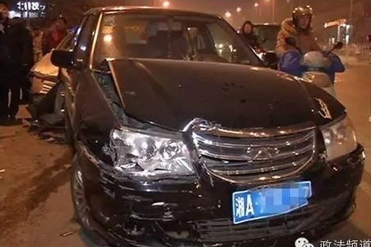 梦见看见一辆豪车