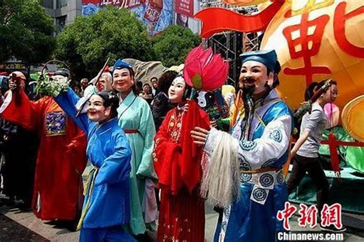 肥冬瘦年的意思