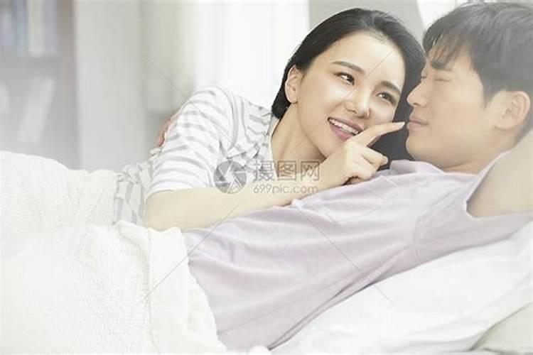 梦见自己很辛苦找不到住所,梦见回到原来住过的家