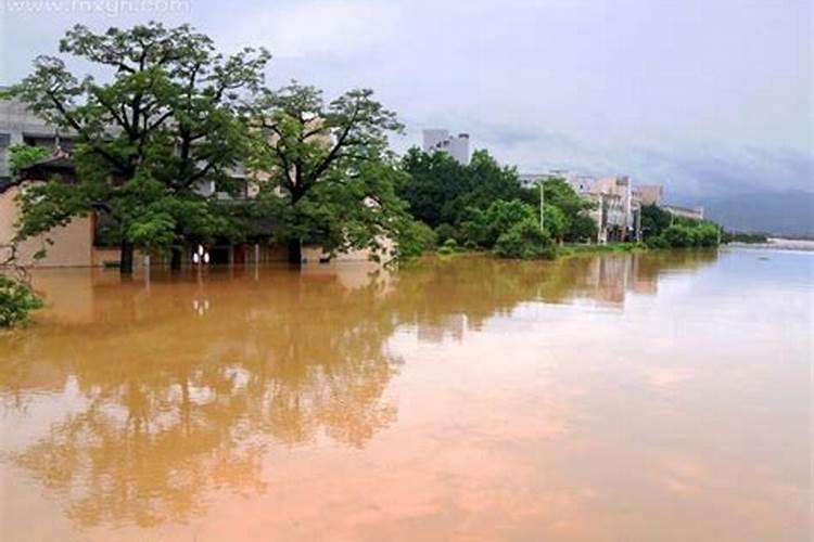 周公解梦梦见发大水是什么预兆