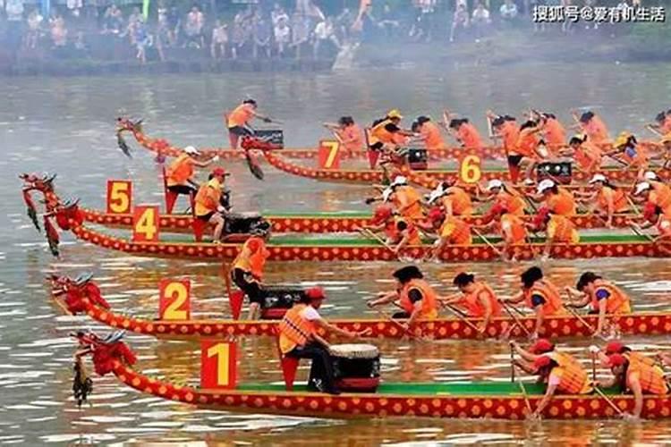 端午节为什么要划龙舟的由来