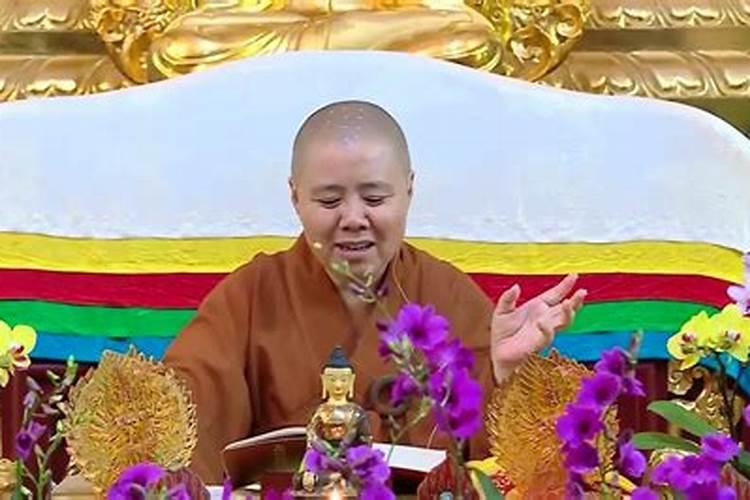 中元节哪些时候上坟烧纸好 中元节什么时候上坟烧纸好