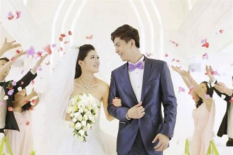 女人梦见结婚等于死亡,都说梦到自己结婚会死