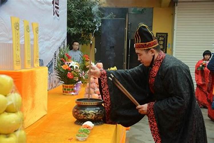 梦见大水缸