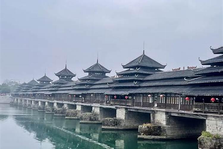 侗族的春节习俗