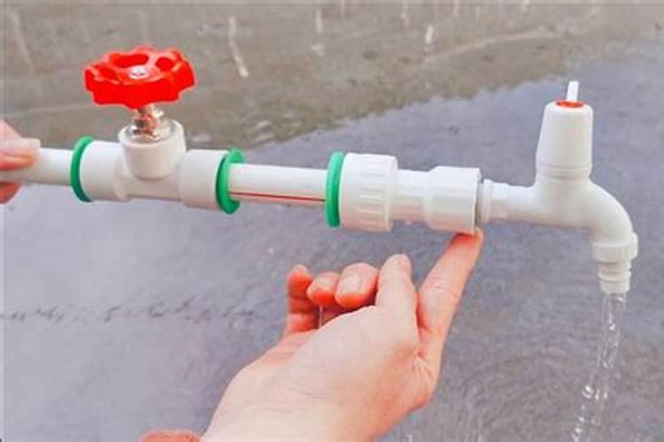 梦见水管破裂往外喷水是什么预兆