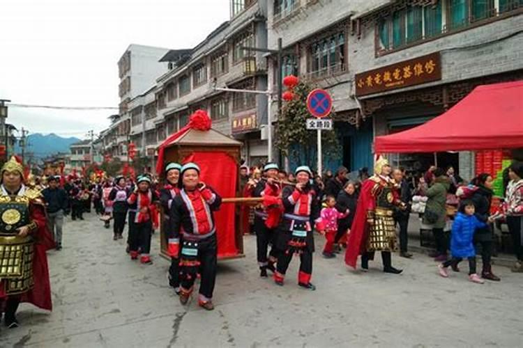 女人梦见被老鼠追着咬有什么征兆