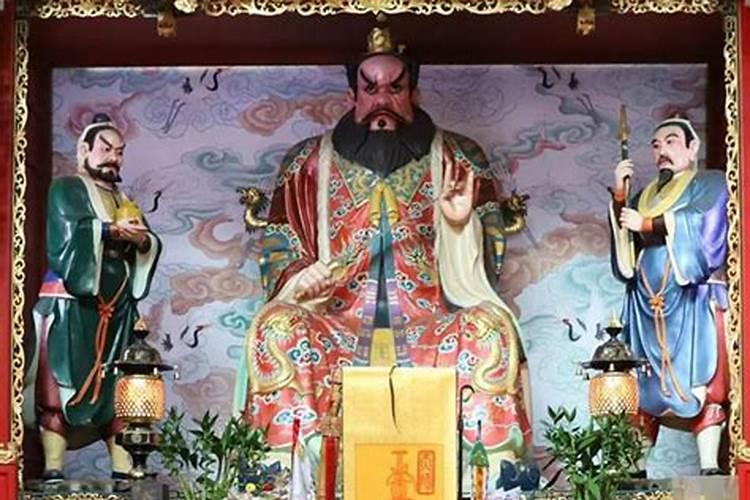 道家法术送童子命需要在身体上全身贴符咒吗,而且不穿衣服的