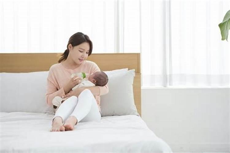 梦见别人抱小孩到我家的预兆