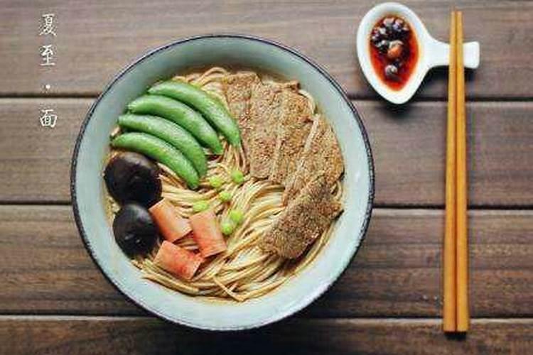冬至的风俗吃什么 冬至大如年