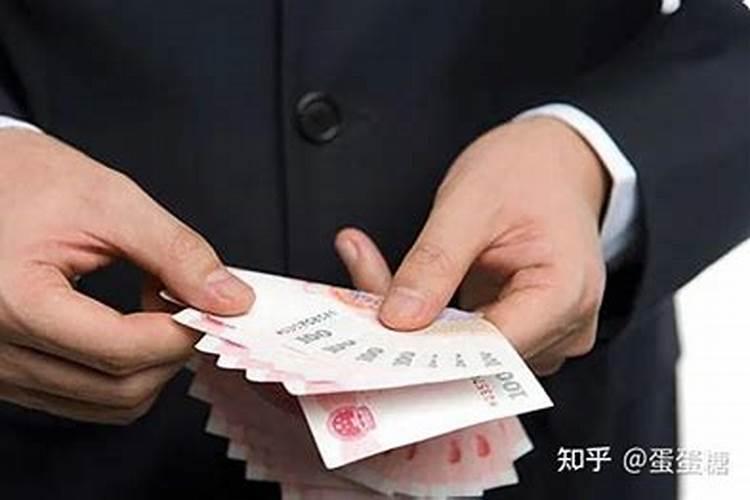 梦见车找不到了到处找自己的车