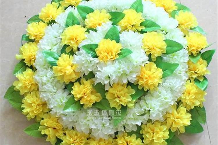 梦见死去亲人送花的预兆