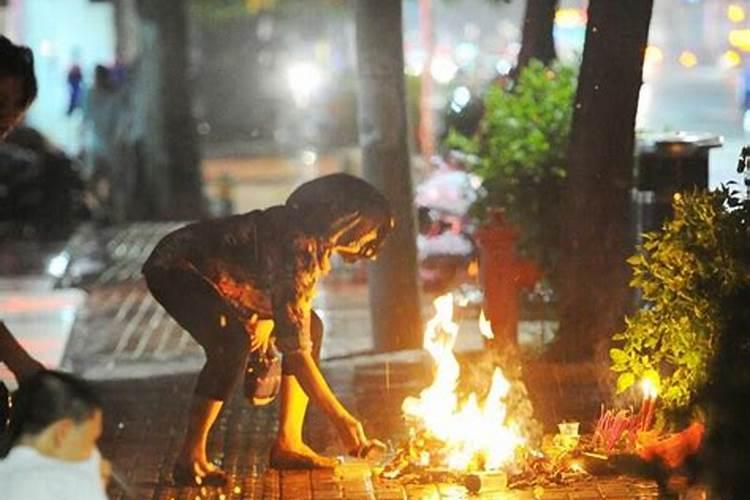 中元节八大禁忌 中元节犯了禁忌怎么破