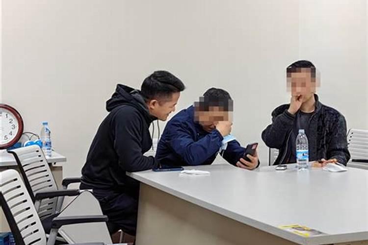 梦见和别人抱头痛哭死别的预兆