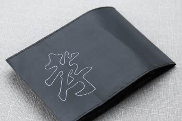 胳膊上带孝一般几天？