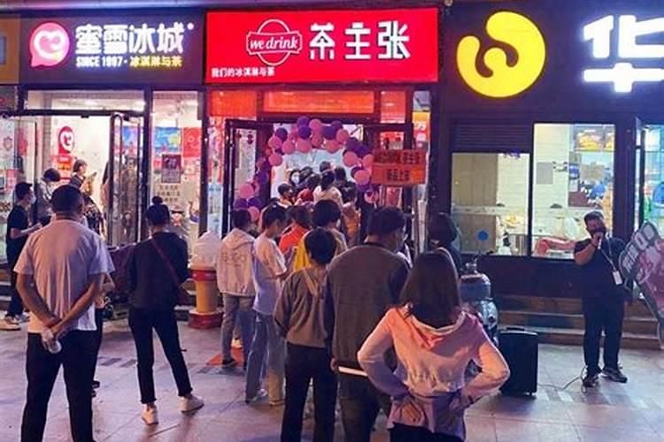 你的邻居是小人,怎么对待邻居 ？