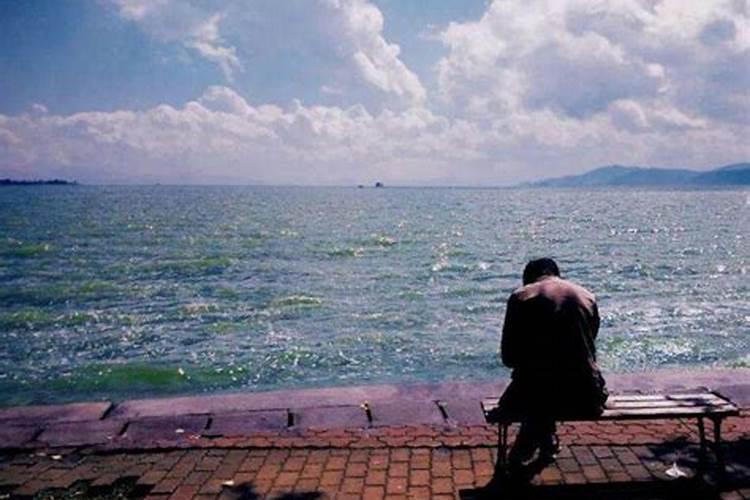 梦到死去的父亲又死了什么意思