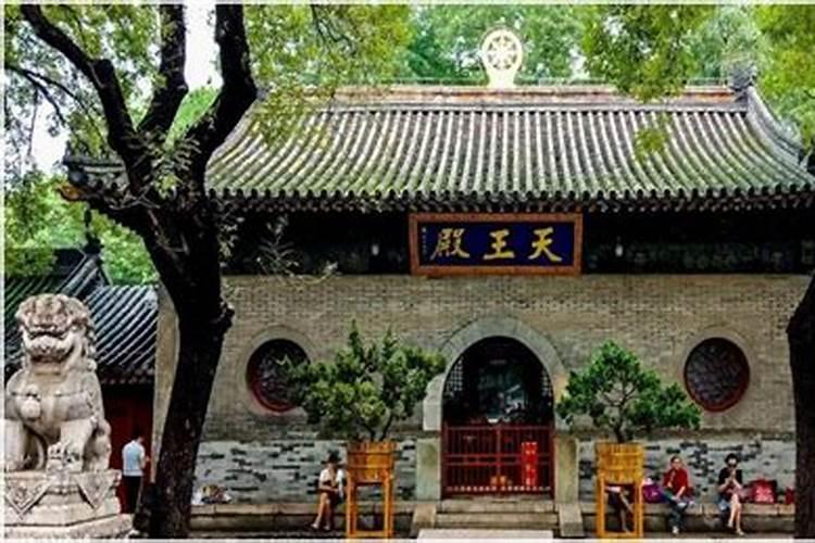 请问成都哪个寺庙求姻缘最灵