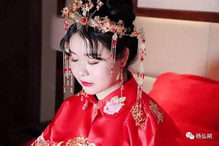 女人桃花运多的特征
