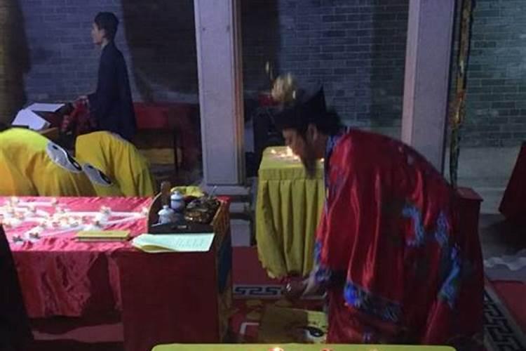 东北上坟的祭品摆几种菜