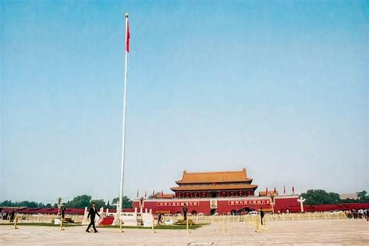 布达拉宫为什么八月十五晚上升国旗