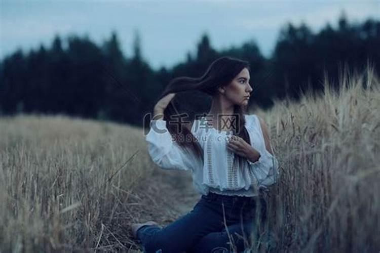 梦见年轻女人是什么意思？