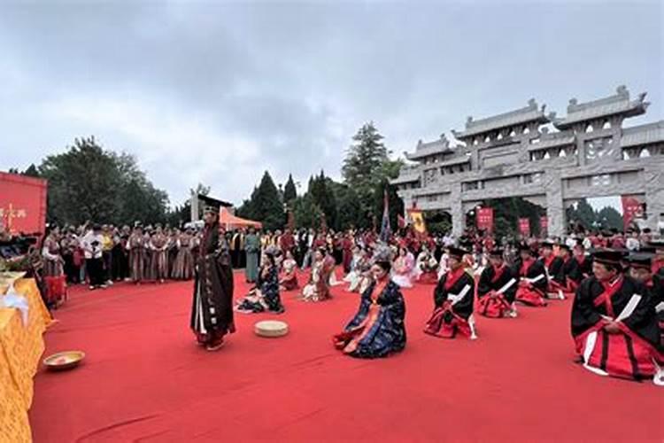 大年初二的风俗是什么 正月初二这天人们要干什么