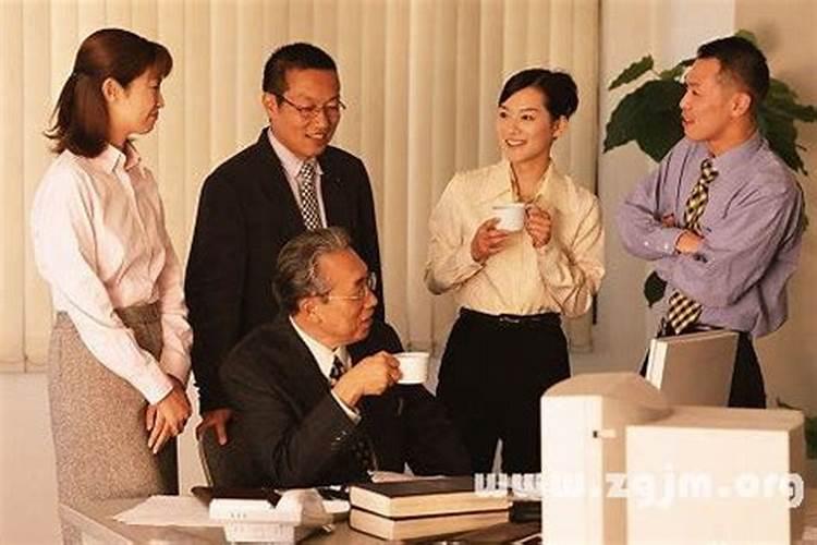 梦到以前女同事