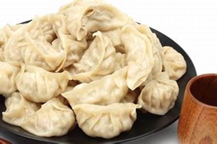 梦见别人吃饺子的预兆