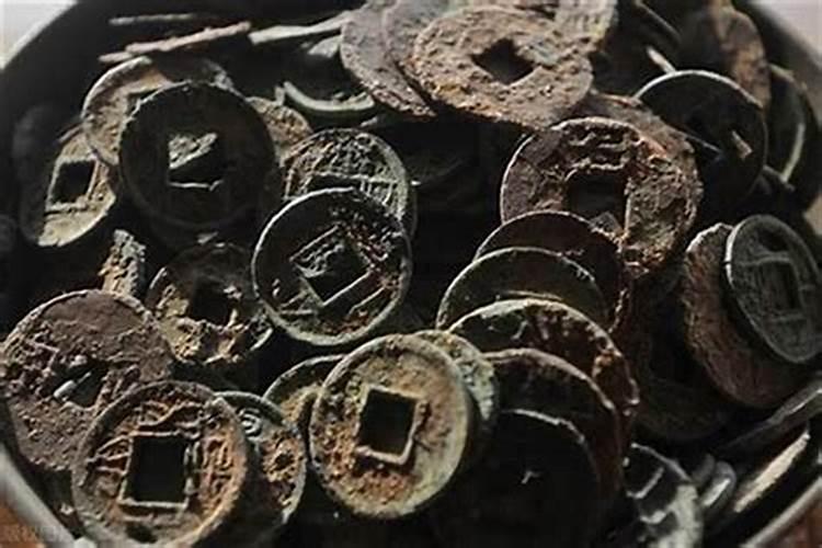 属蛇本命年能穿红吗本命年能穿红色的吗？带什么能好