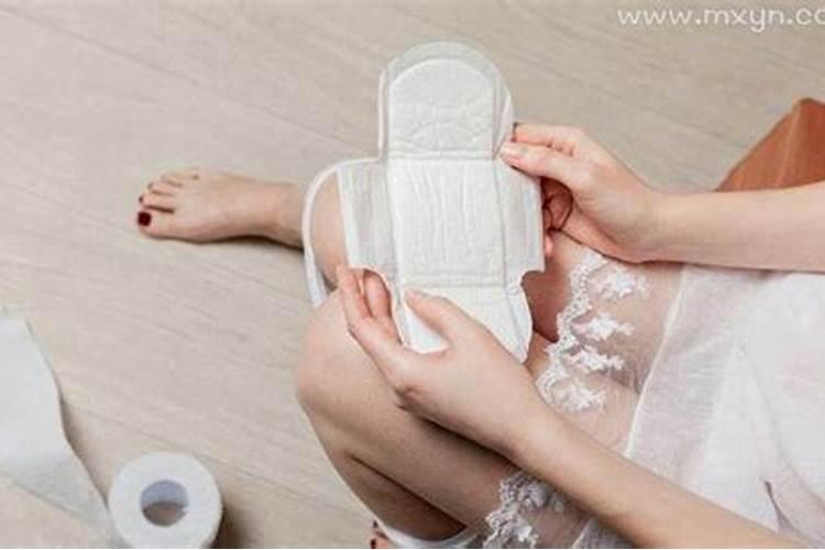 梦见女人的卫生巾上有好多血的预兆