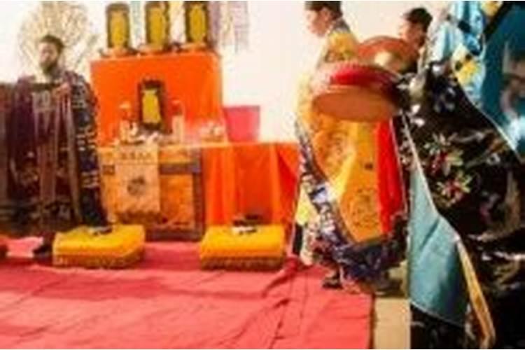 过生日不知道怎么开口告诉男朋友？