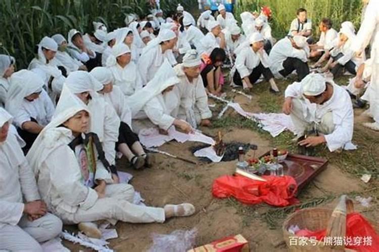 上海一小区多户占公共区域搭灵棚 灵棚祭拜都有哪些仪式