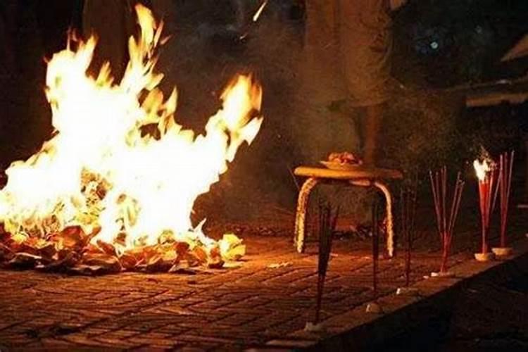 中元节祭祖的规矩和仪式