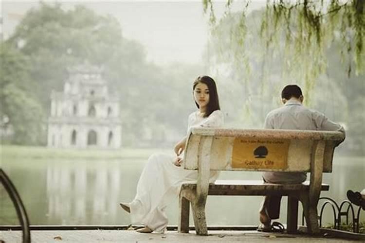 梦见有女生跟我表白我拒绝了
