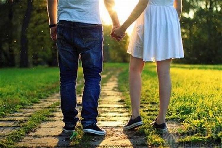已婚妇女梦到和前男友结婚