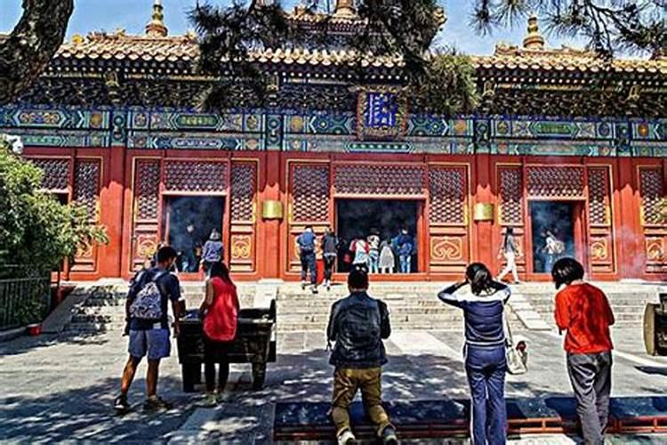2025年属马犯太岁佩戴什么化解