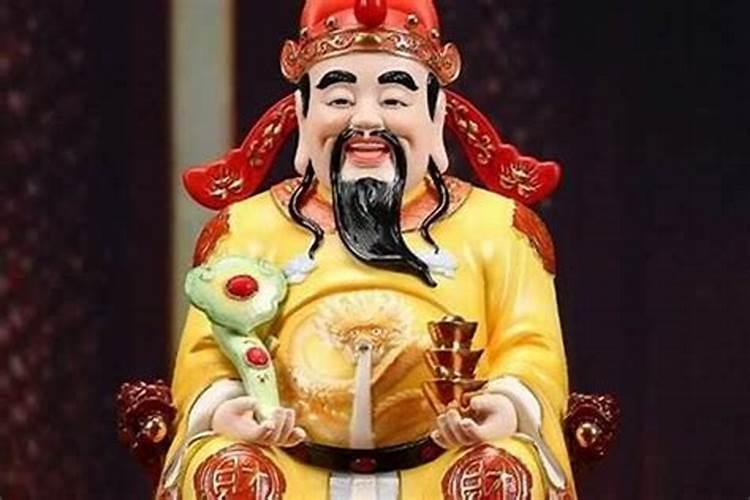 梦见死去的亲人帮我修房子的预兆