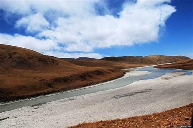 梦见洪水是什么意思